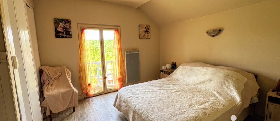 Maison 3 pièces de 65 m² à Mauzac-et-Grand-Castang (24150)