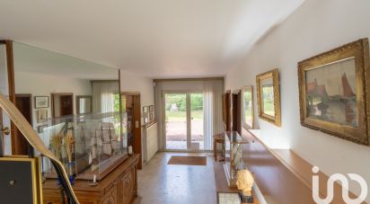 Maison 7 pièces de 216 m² à Fontaines-sur-Saône (69270)