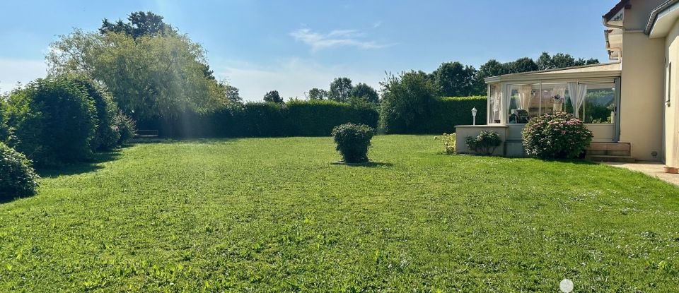 House 8 rooms of 248 m² in Fontaine-Étoupefour (14790)