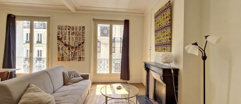 Appartement 3 pièces de 53 m² à Paris (75018)