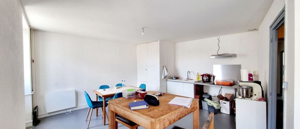 Immeuble de 205 m² à SAINT MARTIN LA PALLU (86380)