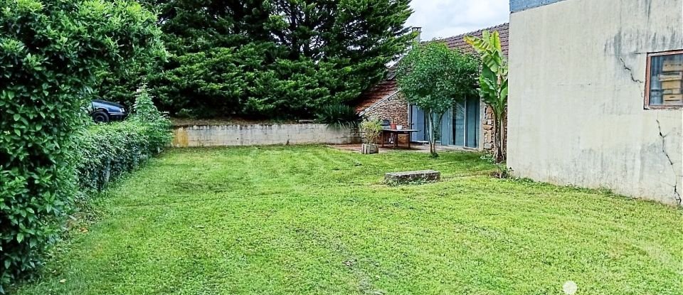 Maison de campagne 3 pièces de 97 m² à Chevannes (89240)