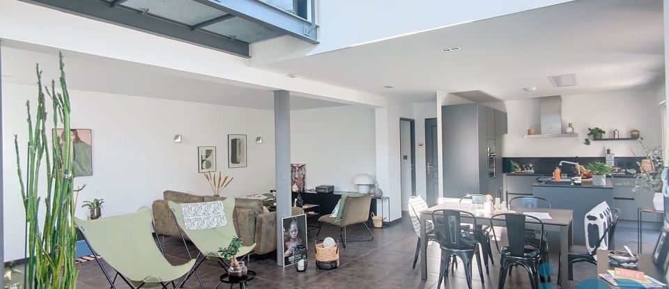 Maison 6 pièces de 142 m² à Montélimar (26200)