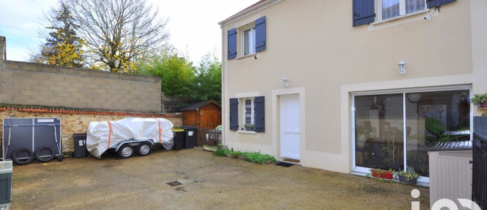 Maison 5 pièces de 72 m² à Saint-Chéron (91530)