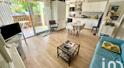 Apartment 2 rooms of 43 m² in Mandelieu-la-Napoule (06210)