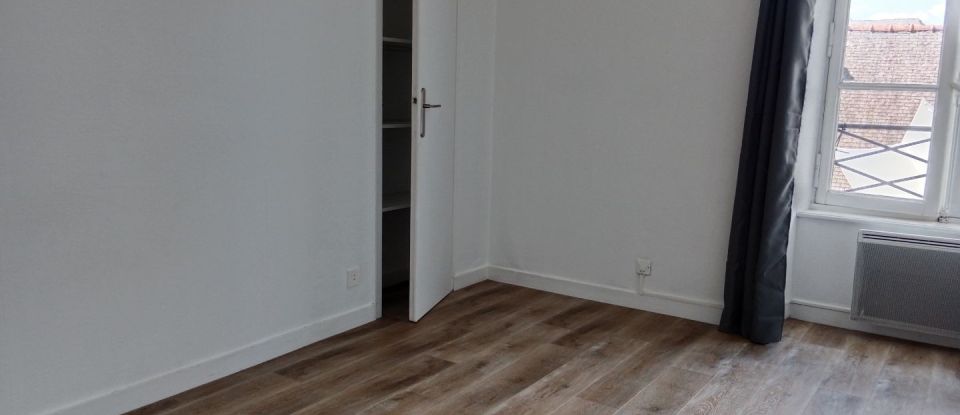 Appartement 3 pièces de 67 m² à Combourg (35270)