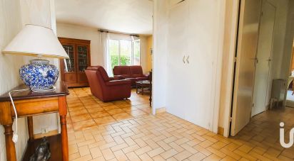 Traditional house 5 rooms of 90 m² in Coignières (78310)