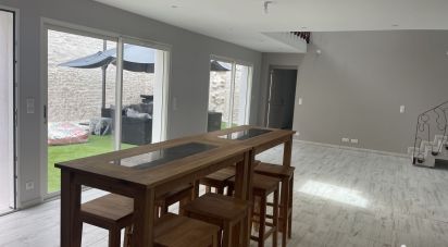 Maison 6 pièces de 145 m² à Saujon (17600)