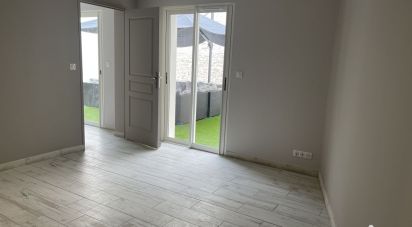 House 6 rooms of 145 m² in Saujon (17600)