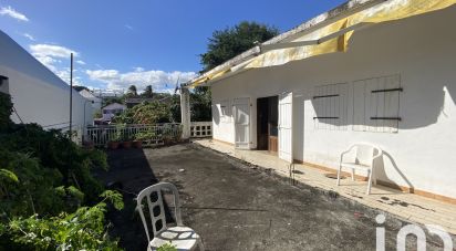 Maison 4 pièces de 80 m² à Saint-Pierre (97410)