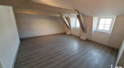 Appartement 3 pièces de 70 m² à Crest (26400)