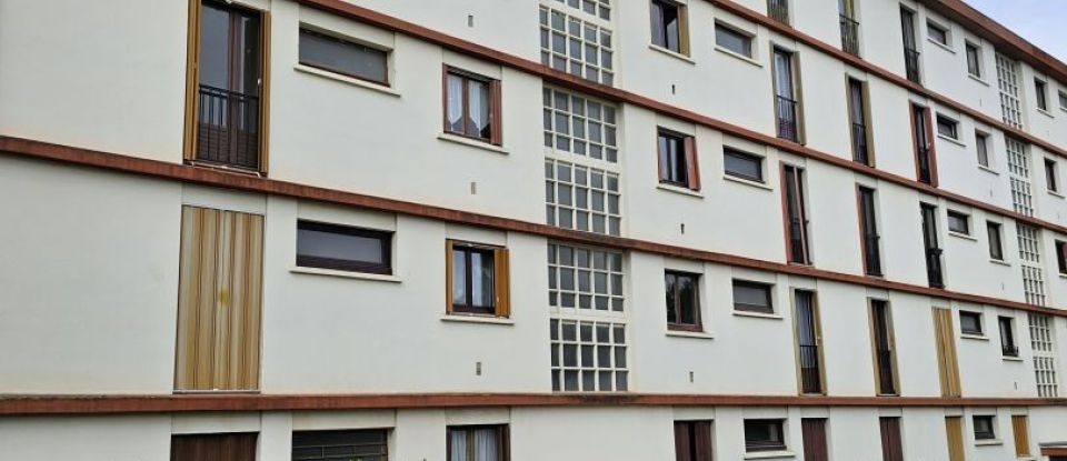 Apartment 6 rooms of 83 m² in Brie-Comte-Robert (77170)