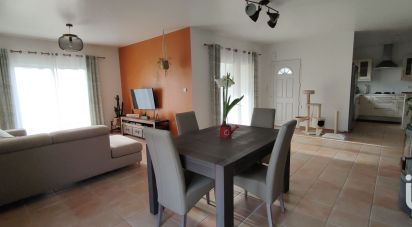 Maison 4 pièces de 102 m² à Grosbreuil (85440)