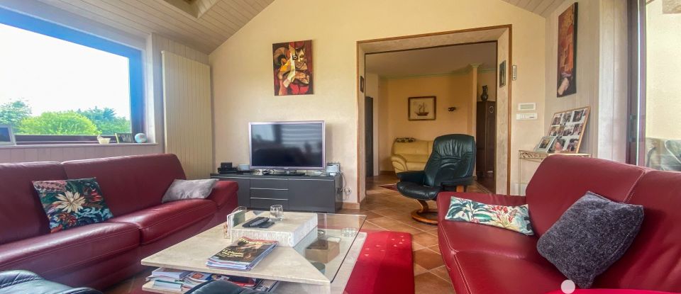 Town house 6 rooms of 146 m² in Trégueux (22950)