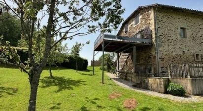 Lodge 16 rooms of 433 m² in Montet-et-Bouxal (46210)