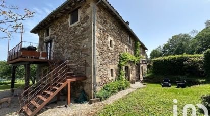 Gîte 16 pièces de 433 m² à Montet-et-Bouxal (46210)