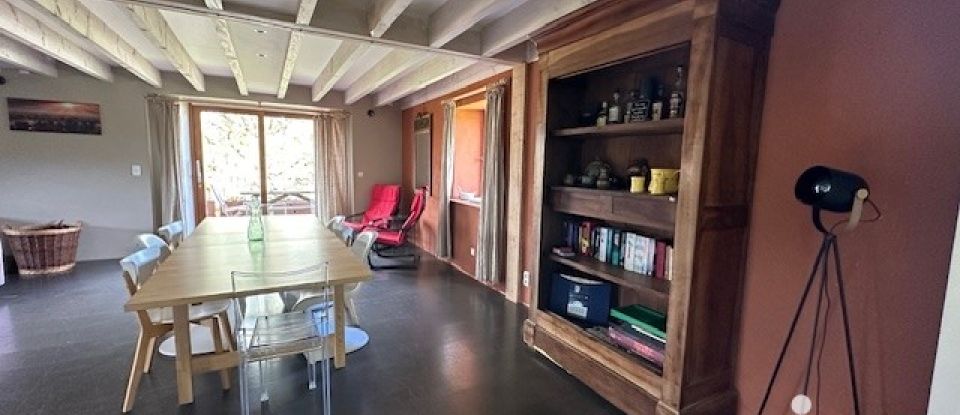 Lodge 16 rooms of 433 m² in Montet-et-Bouxal (46210)