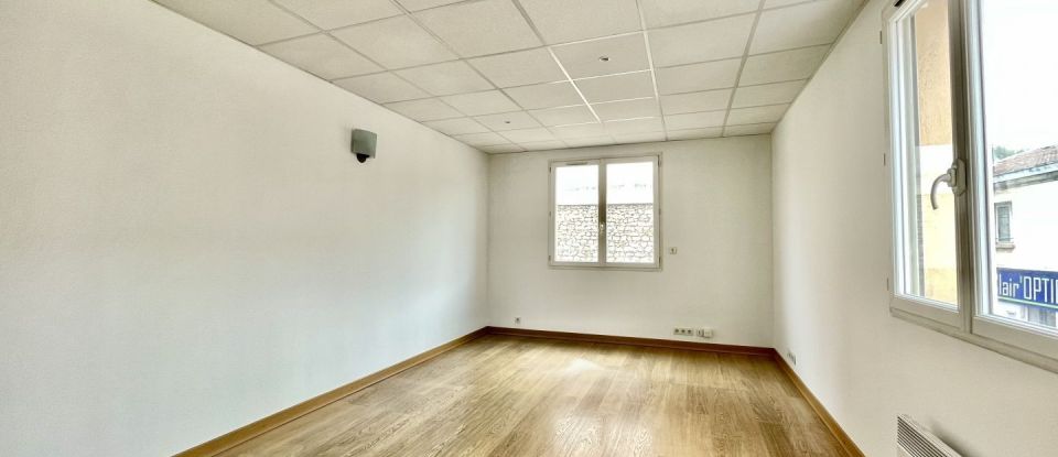 Business premises of 205 m² in Lunel (34400)