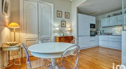 Appartement 5 pièces de 137 m² à Bordeaux (33300)