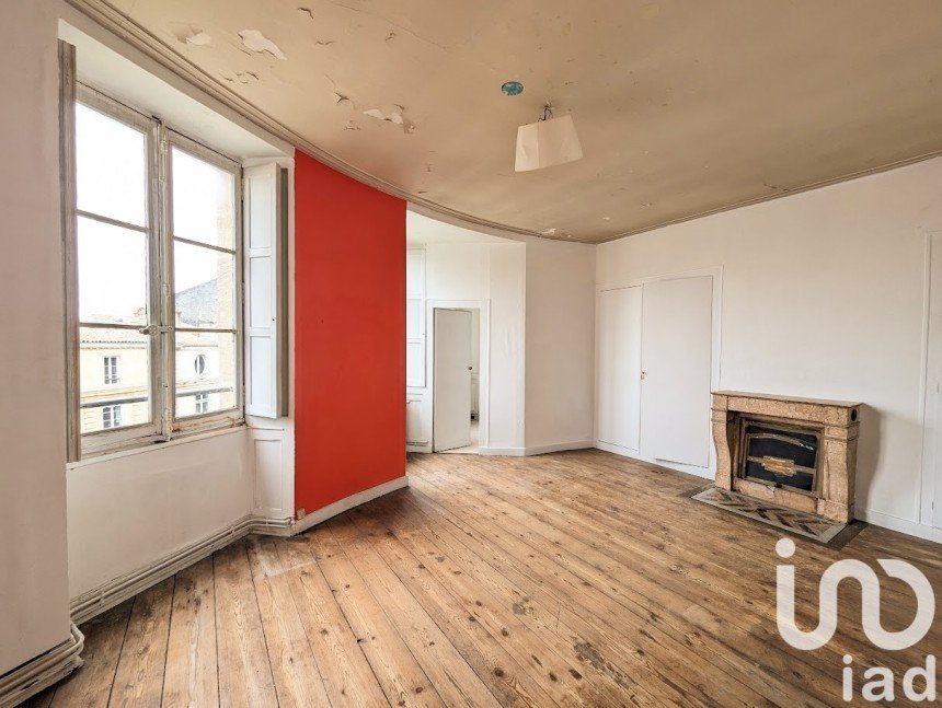 Appartement 4 pièces de 105 m² à Bordeaux (33000)