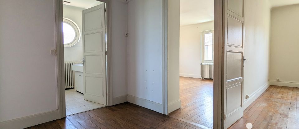 Mansion 5 rooms of 165 m² in Rillieux-la-Pape (69140)