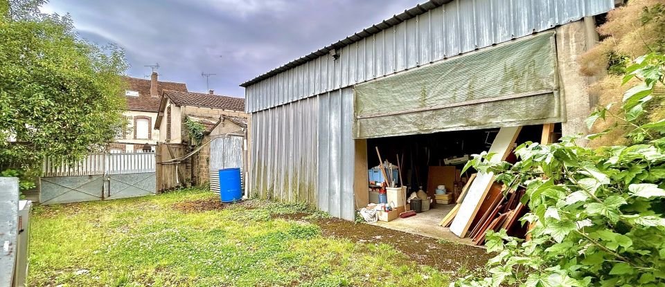 Maison traditionnelle 4 pièces de 88 m² à Courtenay (45320)