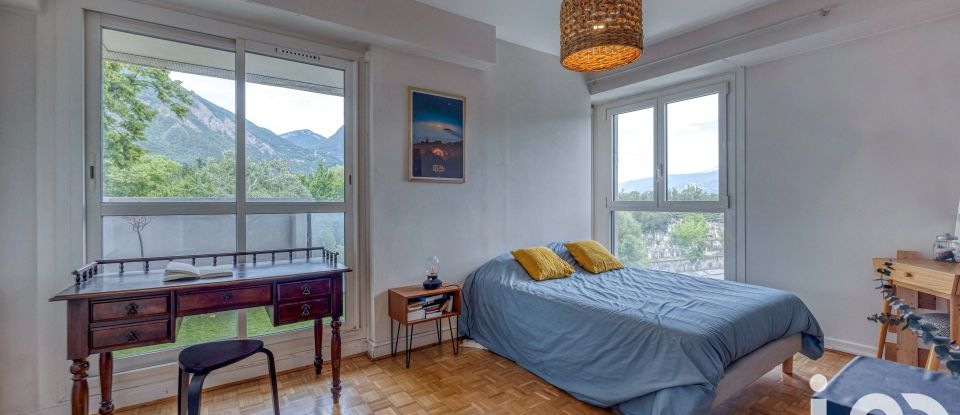 Apartment 3 rooms of 73 m² in Grenoble (38000)