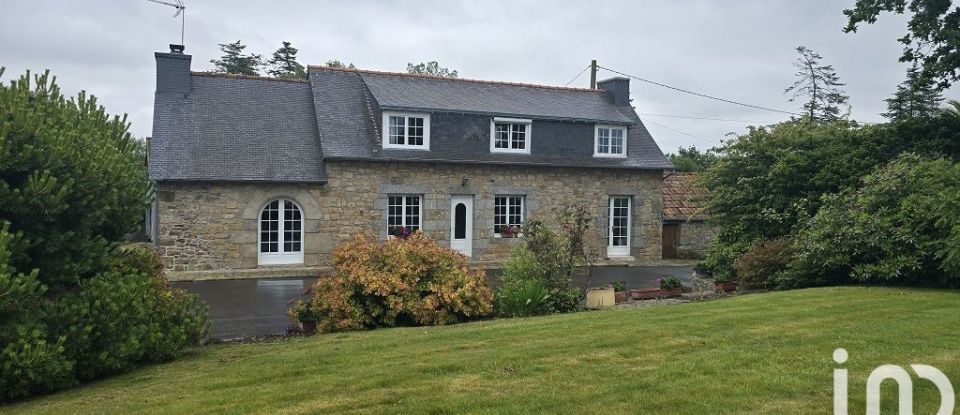 House 7 rooms of 125 m² in Caouënnec-Lanvézéac (22300)