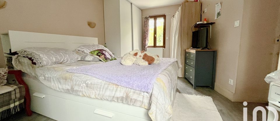 House 3 rooms of 61 m² in Rive-de-Gier (42800)