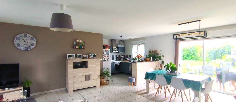 Maison traditionnelle 5 pièces de 103 m² à Nieuil-l'Espoir (86340)