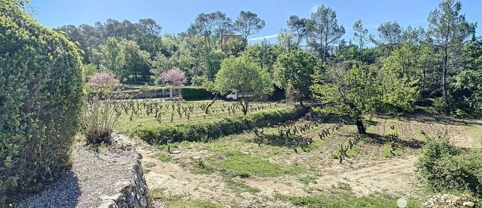 Maison traditionnelle 6 pièces de 161 m² à Entrecasteaux (83570)