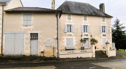 House 5 rooms of 216 m² in Château-Garnier (86350)