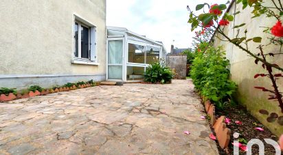 House 4 rooms of 108 m² in MORANNES (49640)