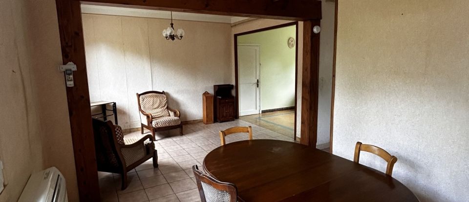 Traditional house 4 rooms of 86 m² in Castelsarrasin (82100)