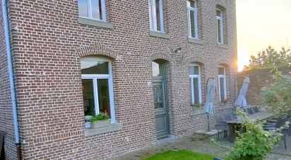 Village house 9 rooms of 220 m² in Montrécourt (59227)