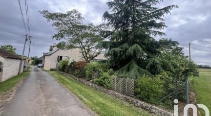 Country house 4 rooms of 120 m² in Saint-Pierre-de-Maillé (86260)