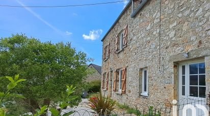 Country house 6 rooms of 104 m² in Les Moitiers-d'Allonne (50270)