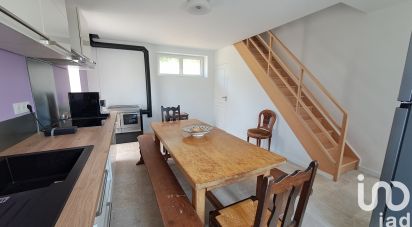 Maison de campagne 6 pièces de 104 m² à Les Moitiers-d'Allonne (50270)