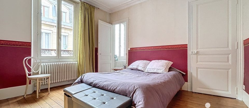 Town house 7 rooms of 152 m² in Épernay (51200)