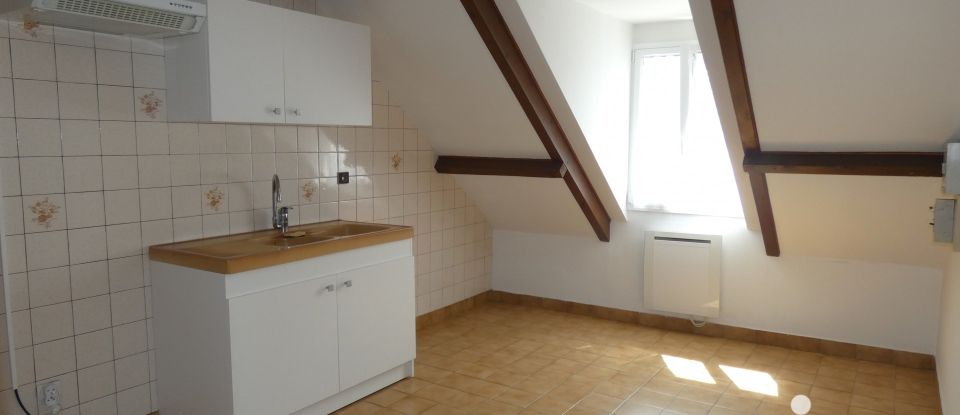 Apartment 3 rooms of 31 m² in Septeuil (78790)