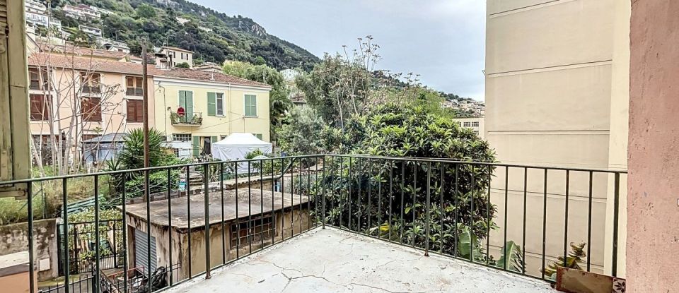 Building in Nice (06300) of 212 m²