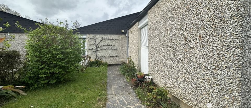 Maison traditionnelle 5 pièces de 101 m² à Sainte-Luce-sur-Loire (44980)