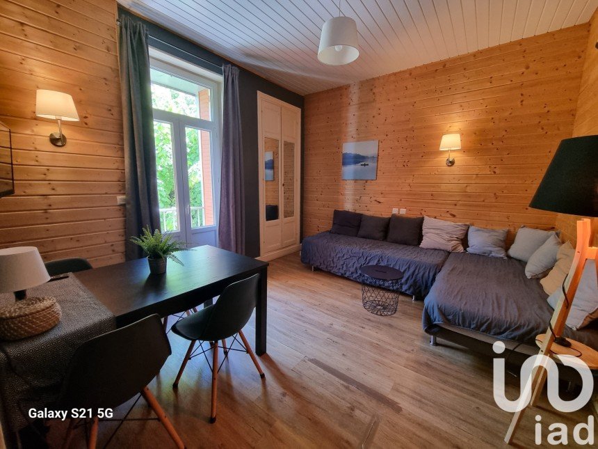 Appartement 2 pièces de 38 m² à Mont-Dore (63240)