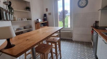 Appartement 3 pièces de 53 m² à Mont-Dore (63240)