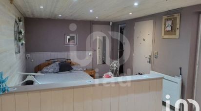 House 8 rooms of 185 m² in Montluçon (03100)