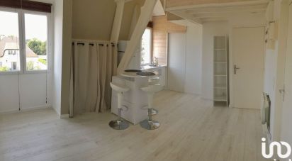 Apartment 1 room of 23 m² in Crosne (91560)