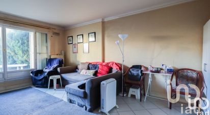 Appartement 4 pièces de 81 m² à Créteil (94000)