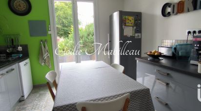 Country house 5 rooms of 152 m² in Saint-Lambert-la-Potherie (49070)