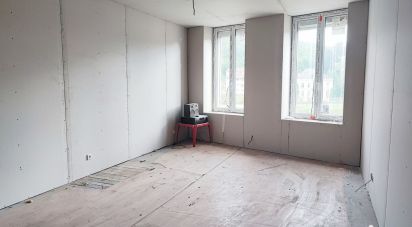 Maison 4 pièces de 100 m² à Bogny-sur-Meuse (08120)