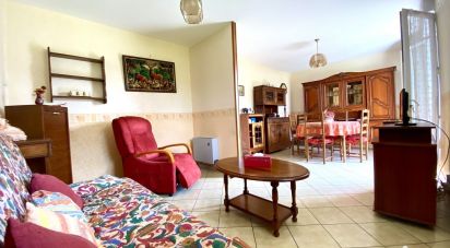 House 3 rooms of 74 m² in Pont-Péan (35131)
